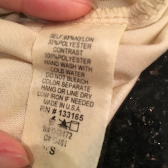 Lace key hole mini dress with cap sleeve size small - Picture 8 of 8